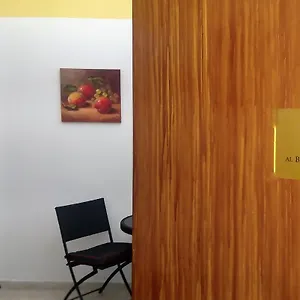  Apartment Al Cortile Di Maqueda Italy